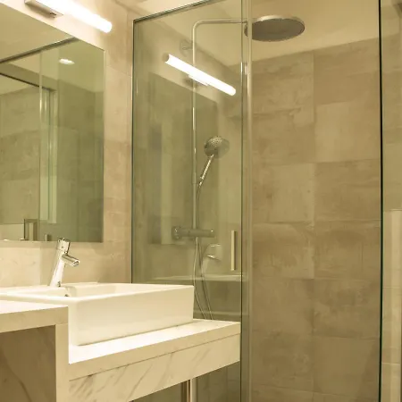 Premium Apartment *
