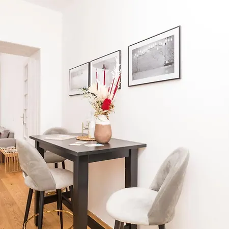 Mint@naschmarkt Premium Aparthotel