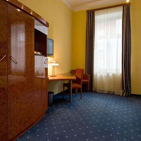 Nestroy 4* Вена