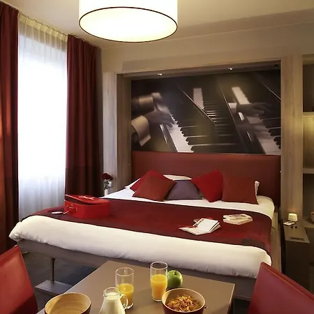 Aparthotel Adagio City 4*