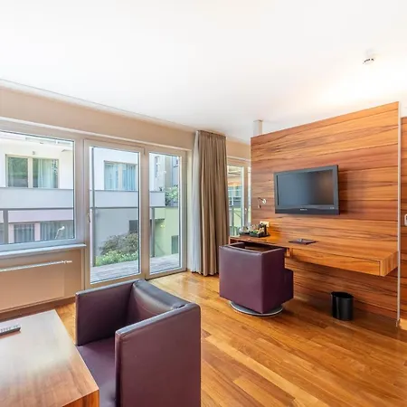 Pakat 4* Vienna