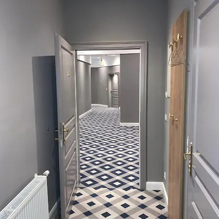 Kh Karlsplatz * Wien