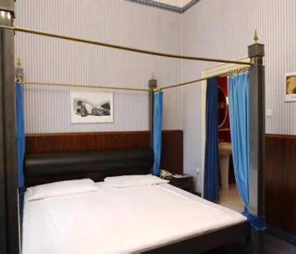 Hotel Goldene Spinne Wiedeń