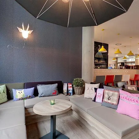 Meininger Downtown Franz Hotel 3*