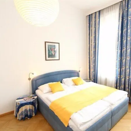 Checkvienna - Edelhof Apartment