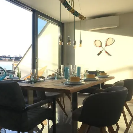 The Barts - Self Check-in Apartmán *