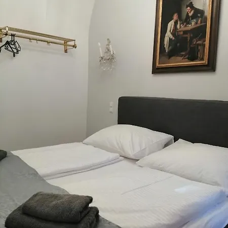 Living Center Apartment