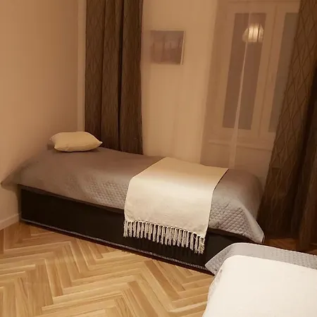 Angelika * Viena