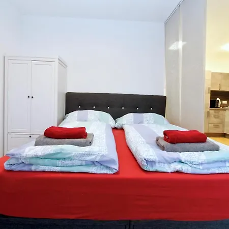 Balcony/pool/free Parking Garage Apartamento *