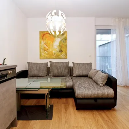 Apartamento Balcony/pool/free Parking Garage Viena