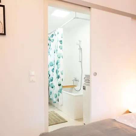 Apartment & Cozy - 15 Min To Center Vienna