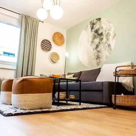 & Cozy - 15 Min To Center Apartment Vienna