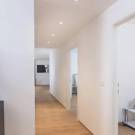Castelligasse Apartment Vienna