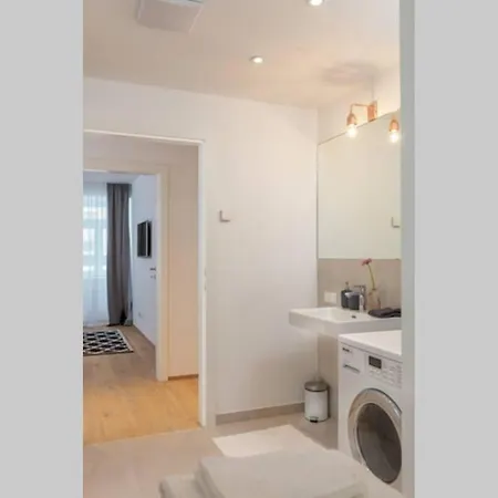Castelligasse Apartment Vienna