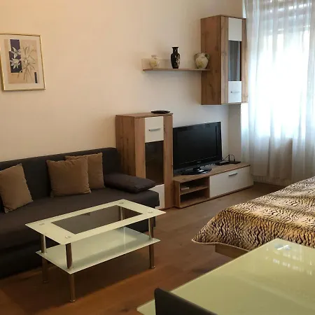 Apartment Green Apartment *