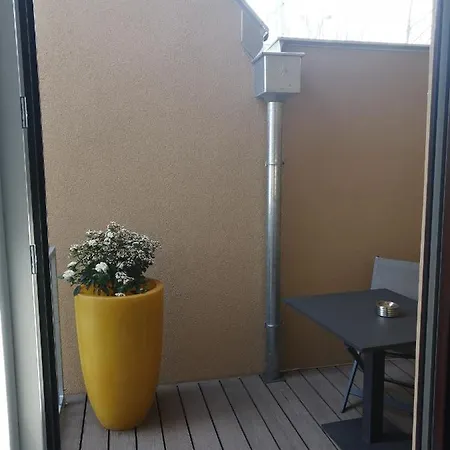 Near Yppenplatz & Brunnenmarkt * וינה