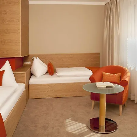 Hotel Henriette Stadthotel 4*