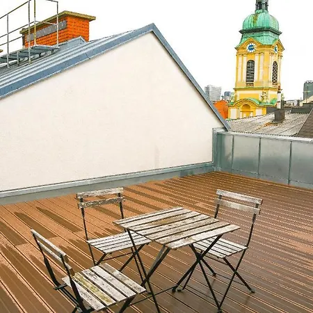 Royal Leopoldstadt Apartment *