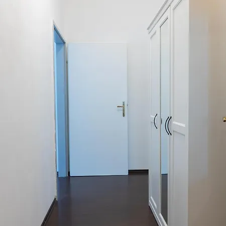 Station Apartment Vienna