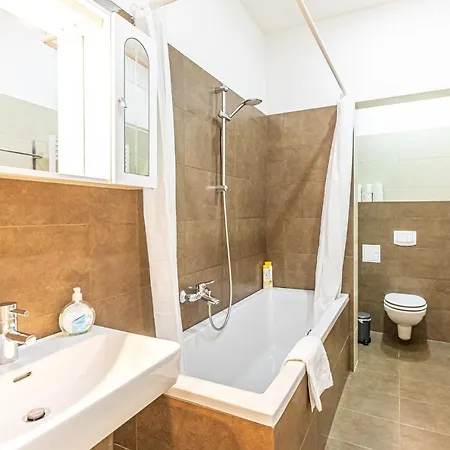 Apartment Ley
