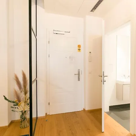 Aparthotel Mint@naschmarkt Premium Wenen