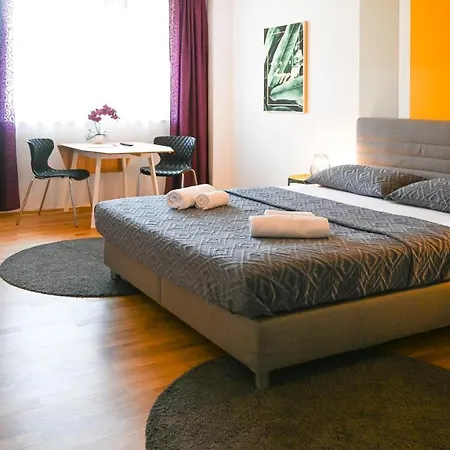 Apartment Backpacker Naschmarkt Vienna