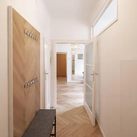 City Hauptbahnhof Apartment