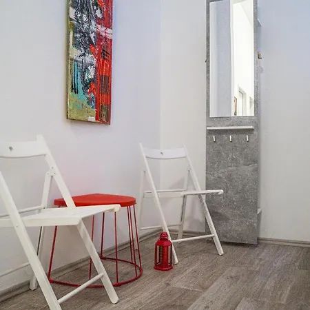 Mariahilfer Boutique - Virtual Reception & Self-checkin Wenen