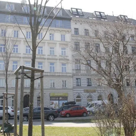 Viennese Prater Apartament *