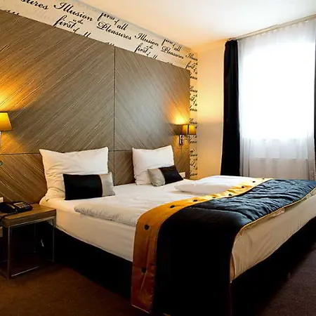 Elaya West Отель 4*