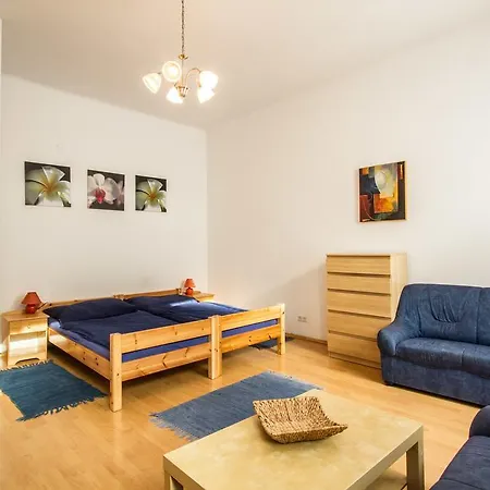 Park Apartment