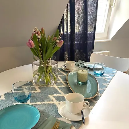 Apartment Centre Serviced *