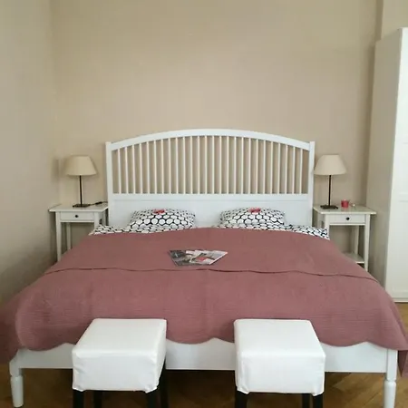 Apartment Studio U Parkplatz, Zentrale Ruhelage Neben Grunoase *