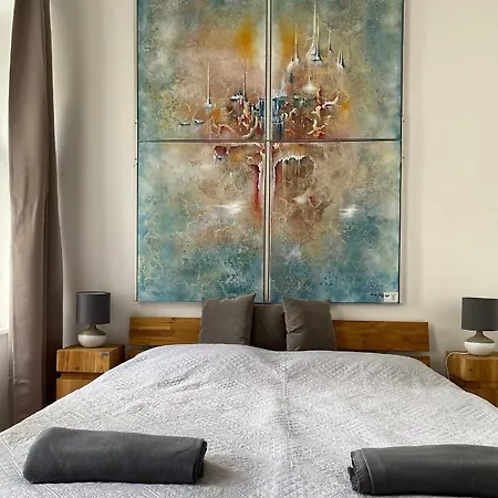 Atelier Lomani Apartment Vienna