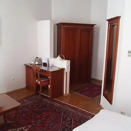 Hotel Domizil 4*