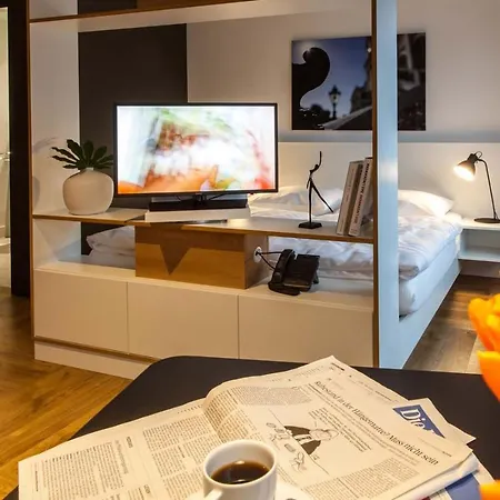 Aparthotel Smartments Business Hauptbahnhof - Serviced