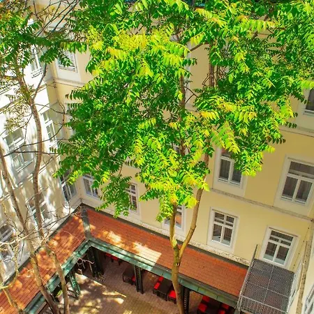 The Levante Rathaus 4* Vídeň