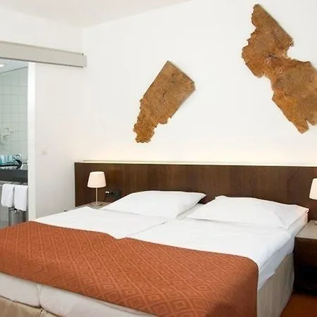 Austria Trend Europa Hotel 4*