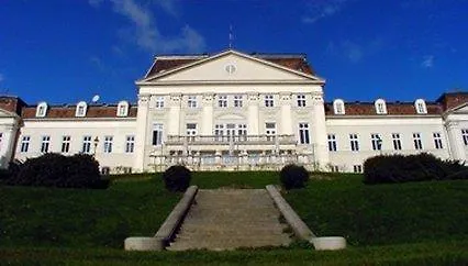 Austria Trend Schloss Wilhelminenberg 4* Vídeň