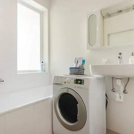 Raffaelgasse Apartment *