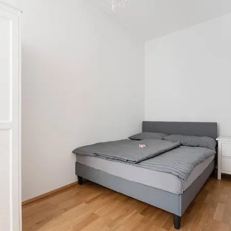 Raffaelgasse Apartment *