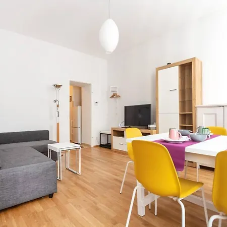 Raffaelgasse Apartment *