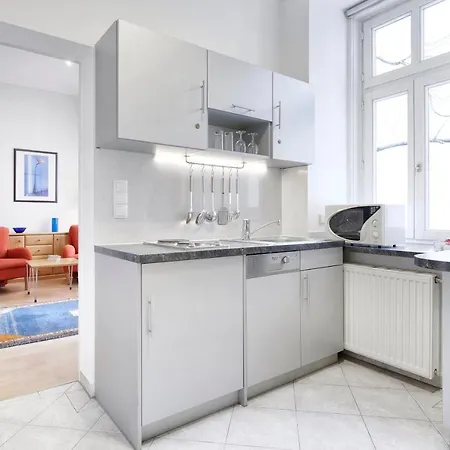 Aparthotel Deutschmeister Vienna