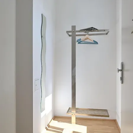 Experience Apartment *