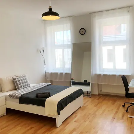 Apartment Away From Vienna