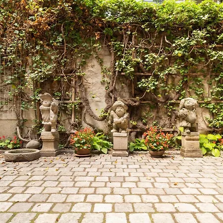 Luxury Mariahilf Apartment Vienna