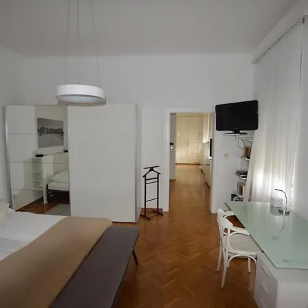 Apartment Penzing Wien