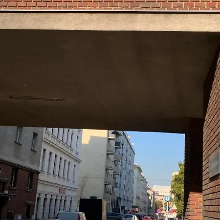 Centrally & Comfortable Apartmán *