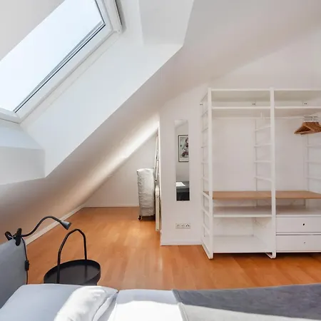 Roof With Terrace, Parking And Ac