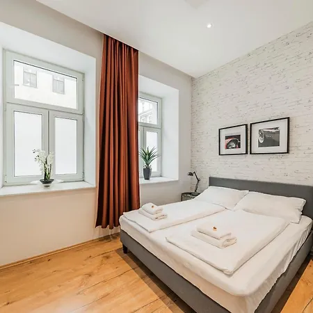 Apartment Zeus Design Herz *